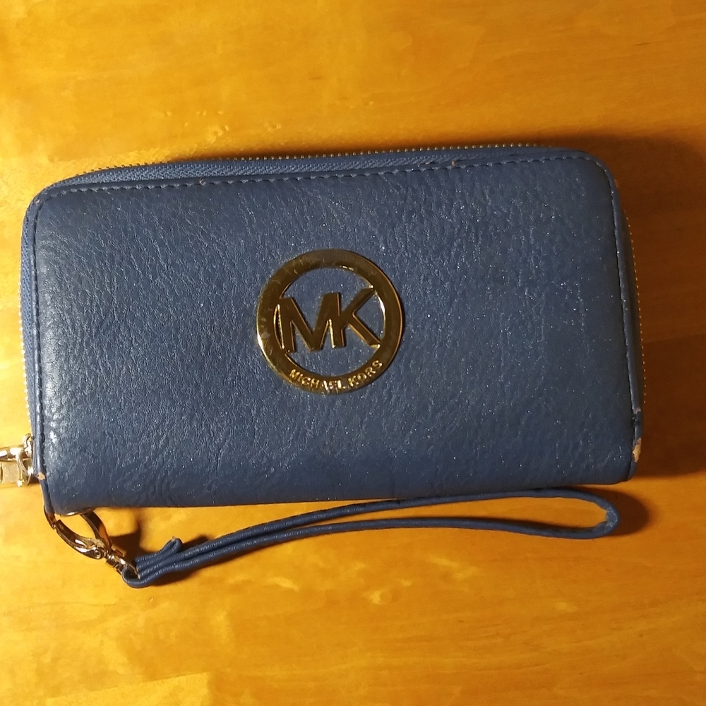 Michael Kors Spacious Blue Wallet
